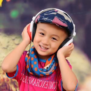 日韩美女大黑逼
